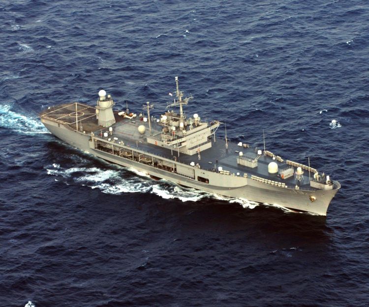 Image: Amphibious Command Ship USS Blue Ridge (LCC 19)